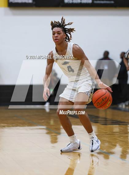 Thumbnail 3 in Lewisville @ Plano East photogallery.