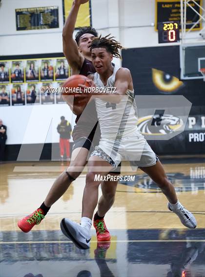 Thumbnail 3 in Lewisville @ Plano East photogallery.