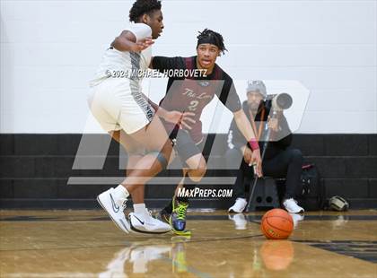 Thumbnail 2 in Lewisville @ Plano East photogallery.
