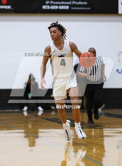 Thumbnail 2 in Lewisville @ Plano East photogallery.