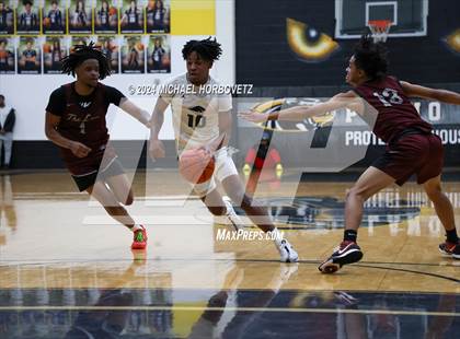 Thumbnail 1 in Lewisville @ Plano East photogallery.