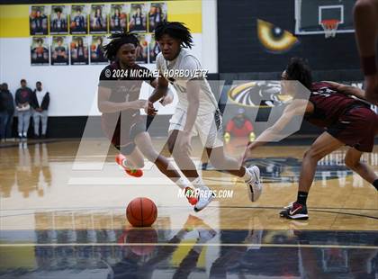 Thumbnail 2 in Lewisville @ Plano East photogallery.