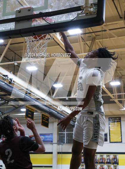 Thumbnail 2 in Lewisville @ Plano East photogallery.