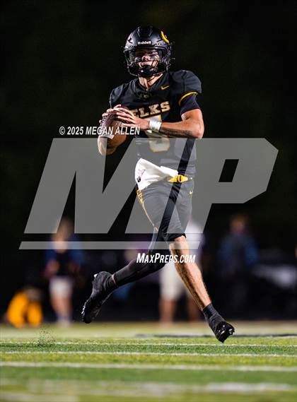 Thumbnail 3 in Fairmont @ Centerville photogallery.