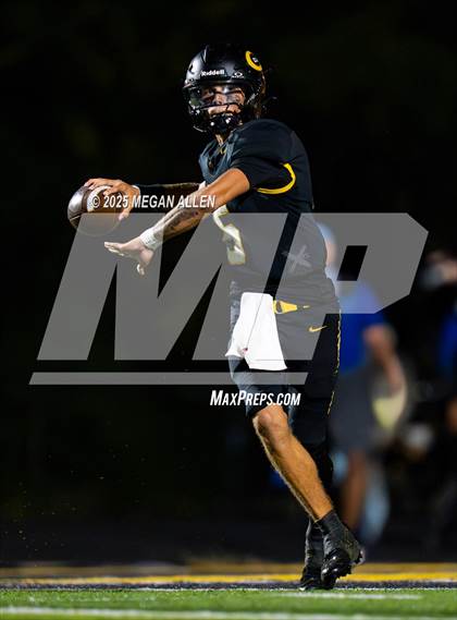 Thumbnail 3 in Fairmont @ Centerville photogallery.