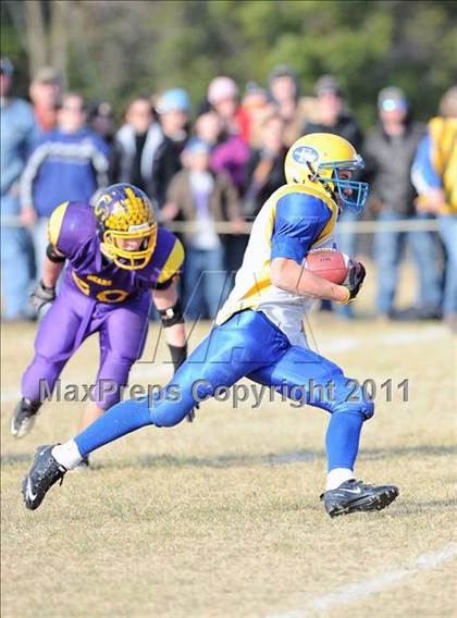 Thumbnail 1 in Clayton @ Frederic (WIAA Level 3 Playoffs) photogallery.