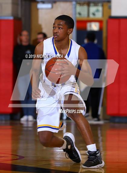 Thumbnail 1 in Western Christian vs. Oakwood (CIF SS D5A Finals) photogallery.