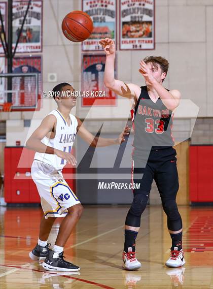 Thumbnail 1 in Western Christian vs. Oakwood (CIF SS D5A Finals) photogallery.