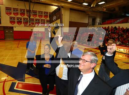 Thumbnail 1 in Western Christian vs. Oakwood (CIF SS D5A Finals) photogallery.