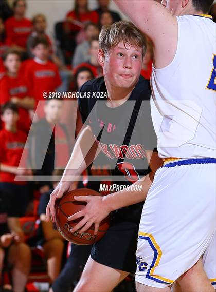 Thumbnail 2 in Western Christian vs. Oakwood (CIF SS D5A Finals) photogallery.