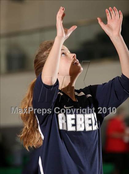 Thumbnail 2 in Village Christian @ Flintridge Prep (Providence Tournament) photogallery.