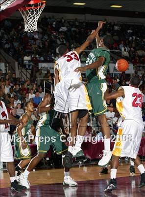 Thumbnail 2 in St. Patrick vs Yates (Houston vs the Nation Tournament) photogallery.