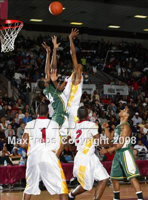Thumbnail 1 in St. Patrick vs Yates (Houston vs the Nation Tournament) photogallery.