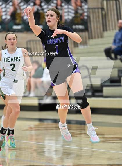 Thumbnail 2 in Douglas County vs Bear Creek photogallery.