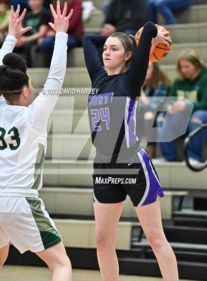 Thumbnail 1 in Douglas County vs Bear Creek photogallery.