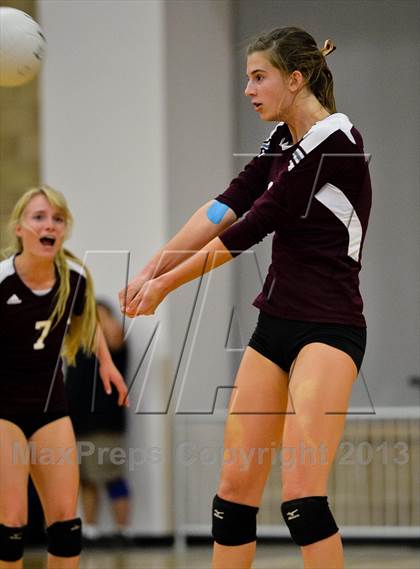 Thumbnail 3 in Santa Fe Christian vs. Bishop's (CIF SDS D2 Final) photogallery.