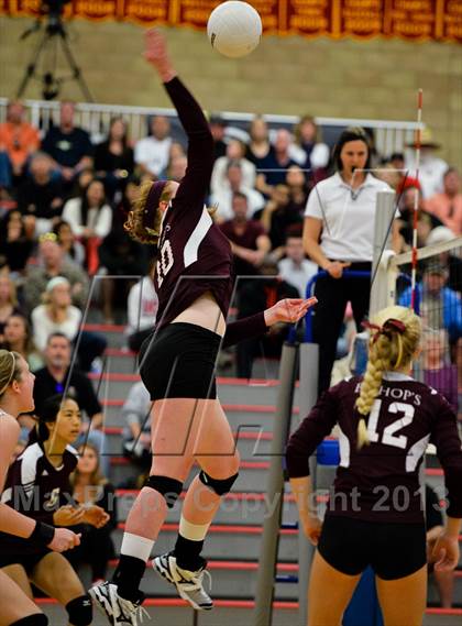 Thumbnail 2 in Santa Fe Christian vs. Bishop's (CIF SDS D2 Final) photogallery.
