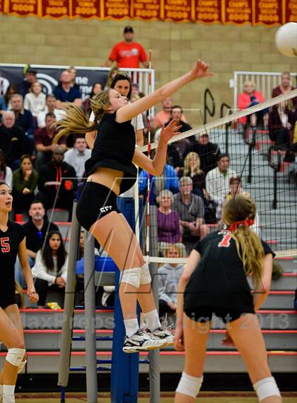 Thumbnail 3 in Santa Fe Christian vs. Bishop's (CIF SDS D2 Final) photogallery.