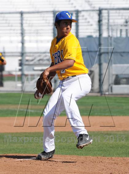Thumbnail 3 in Pacifica vs. Valencia photogallery.