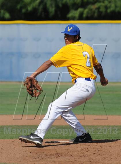 Thumbnail 1 in Pacifica vs. Valencia photogallery.