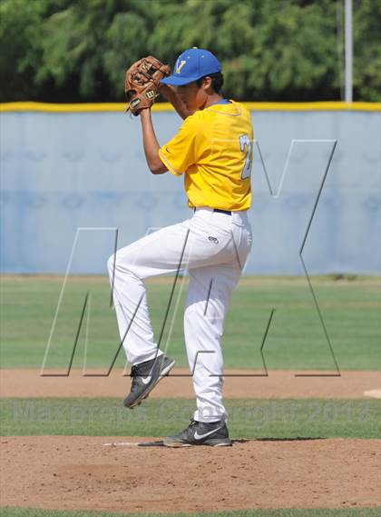 Thumbnail 3 in Pacifica vs. Valencia photogallery.