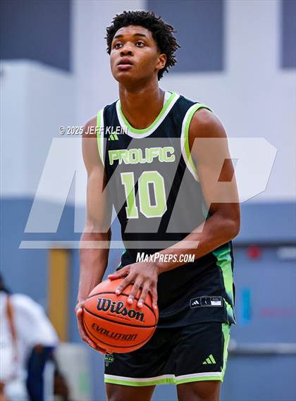 Thumbnail 2 in Sports Leadership & Management vs. Prolific Prep (Made Hoops - Miami Tip-Off) photogallery.