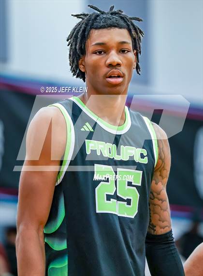 Thumbnail 3 in Sports Leadership & Management vs. Prolific Prep (Made Hoops - Miami Tip-Off) photogallery.