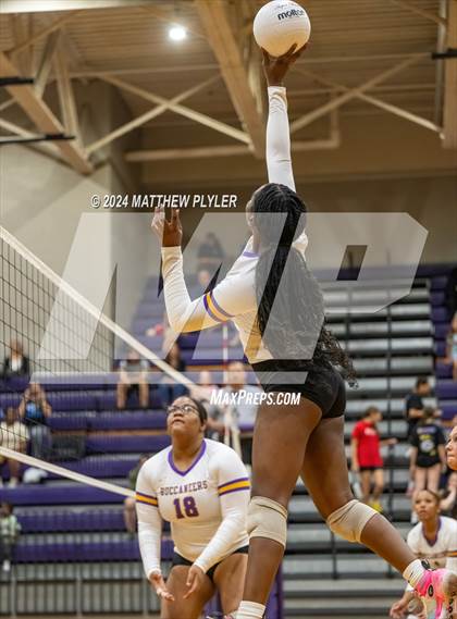 Thumbnail 3 in Overhills @ Jack Britt photogallery.