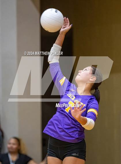 Thumbnail 1 in Overhills @ Jack Britt photogallery.