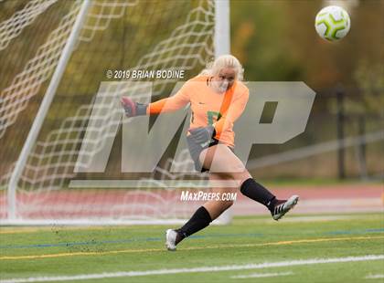 Thumbnail 2 in Bishop Blanchet @ Eastside Catholic photogallery.