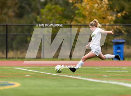 Thumbnail 1 in Bishop Blanchet @ Eastside Catholic photogallery.