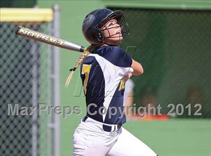Thumbnail 3 in Frewsburg v. Caledonia-Mumford (NYSPHSAA Class C Regional) photogallery.
