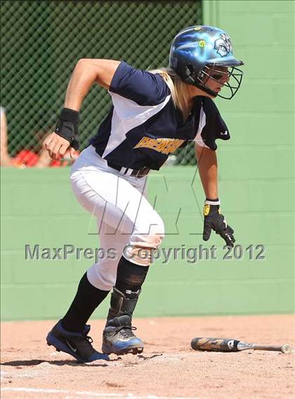 Thumbnail 2 in Frewsburg v. Caledonia-Mumford (NYSPHSAA Class C Regional) photogallery.