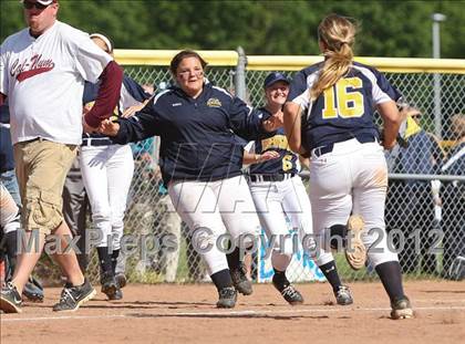 Thumbnail 2 in Frewsburg v. Caledonia-Mumford (NYSPHSAA Class C Regional) photogallery.
