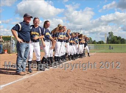 Thumbnail 2 in Frewsburg v. Caledonia-Mumford (NYSPHSAA Class C Regional) photogallery.