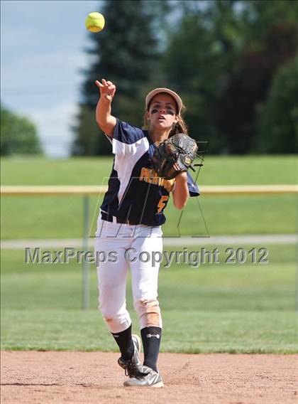 Thumbnail 1 in Frewsburg v. Caledonia-Mumford (NYSPHSAA Class C Regional) photogallery.