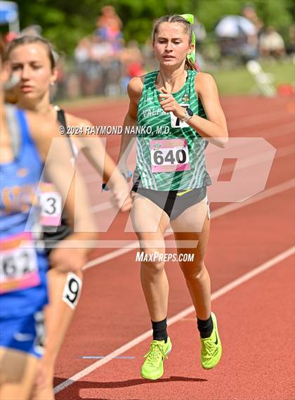 Thumbnail 3 in IHSAA Finals (4 x 800 Meter Heat 2)  photogallery.