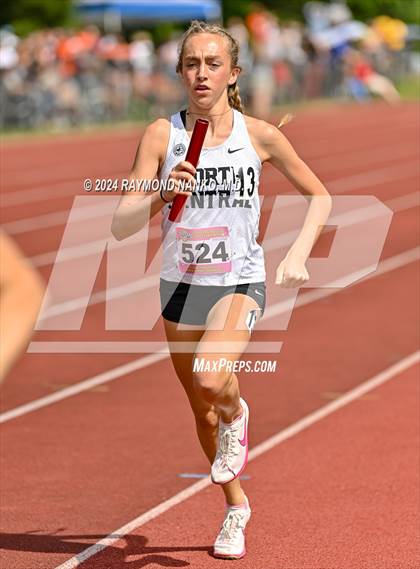 Thumbnail 3 in IHSAA Finals (4 x 800 Meter Heat 2)  photogallery.