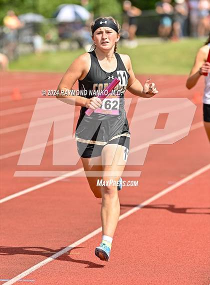 Thumbnail 1 in IHSAA Finals (4 x 800 Meter Heat 2)  photogallery.