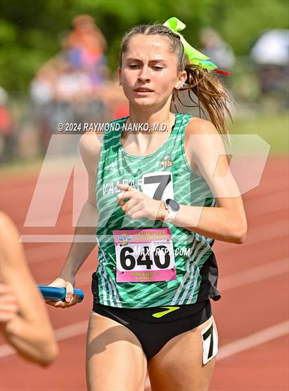 Thumbnail 1 in IHSAA Finals (4 x 800 Meter Heat 2)  photogallery.