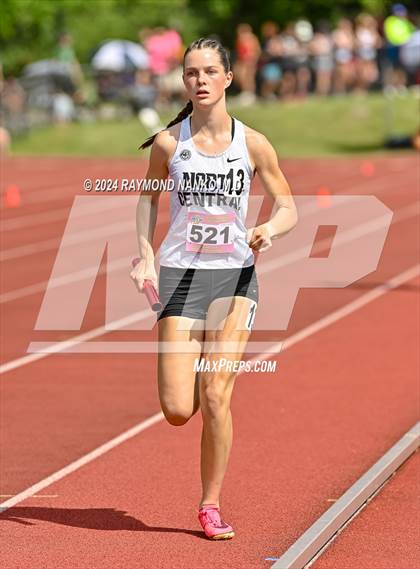 Thumbnail 3 in IHSAA Finals (4 x 800 Meter Heat 2)  photogallery.