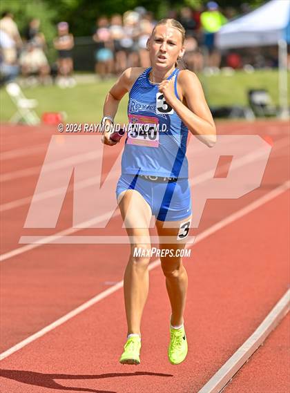 Thumbnail 3 in IHSAA Finals (4 x 800 Meter Heat 2)  photogallery.