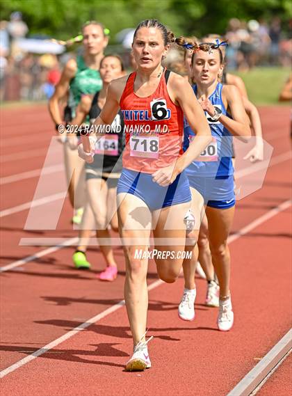 Thumbnail 3 in IHSAA Finals (4 x 800 Meter Heat 2)  photogallery.
