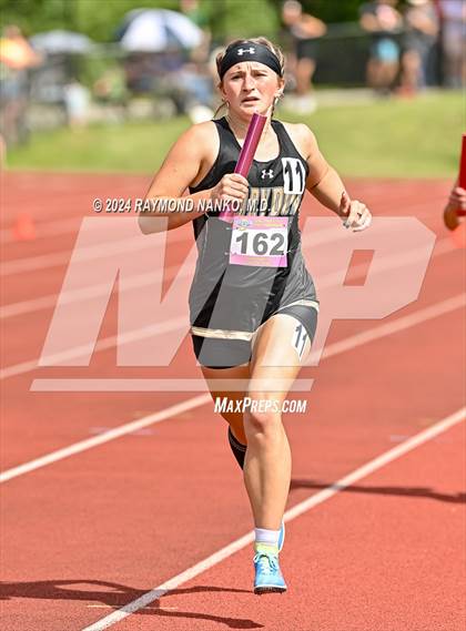 Thumbnail 3 in IHSAA Finals (4 x 800 Meter Heat 2)  photogallery.