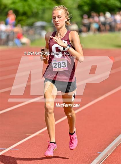 Thumbnail 1 in IHSAA Finals (4 x 800 Meter Heat 2)  photogallery.