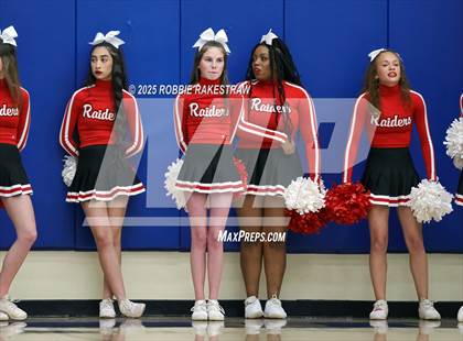 Thumbnail 2 in Tyler Legacy vs. Wylie (UIL 6A D1 Bi-District Playoff) photogallery.