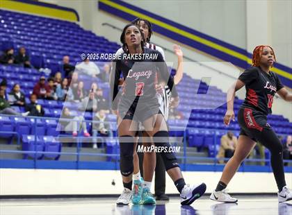 Thumbnail 1 in Tyler Legacy vs. Wylie (UIL 6A D1 Bi-District Playoff) photogallery.