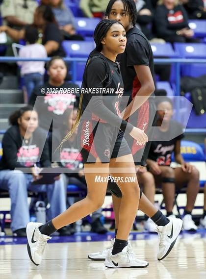 Thumbnail 3 in Tyler Legacy vs. Wylie (UIL 6A D1 Bi-District Playoff) photogallery.