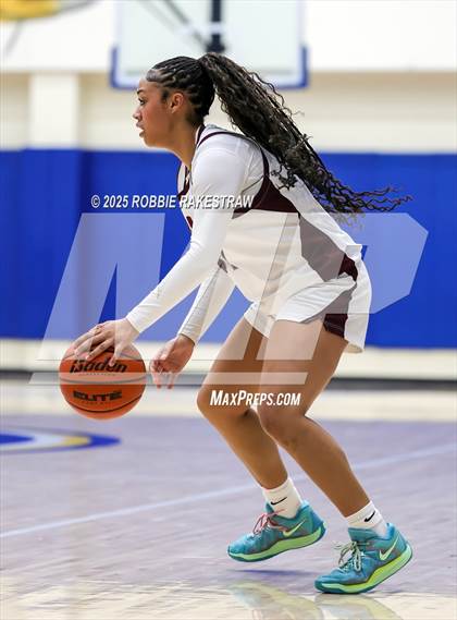 Thumbnail 1 in Tyler Legacy vs. Wylie (UIL 6A D1 Bi-District Playoff) photogallery.