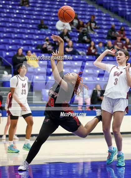 Thumbnail 2 in Tyler Legacy vs. Wylie (UIL 6A D1 Bi-District Playoff) photogallery.
